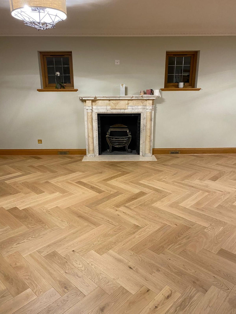 Putney Engineered Oak Herringbone - Brushed Oiled 15x125x600mm secondary