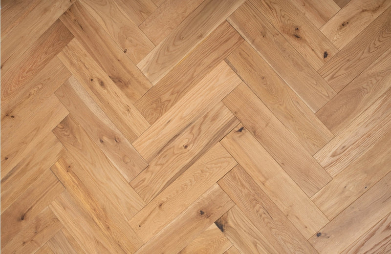 Kingslow Solid Oak Herringbone 18x90x400mm
