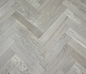 Strathlay Engineered Oak Herringbone - 10x90x450mm sample