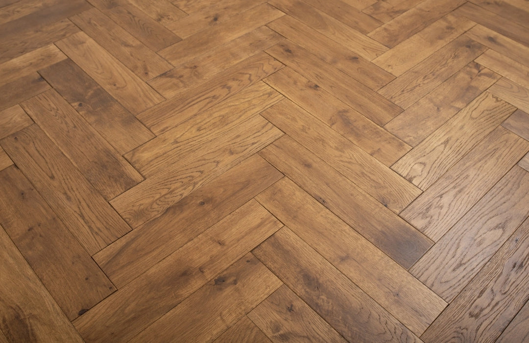 Branwick Solid Oak Herringbone 18x90x400mm