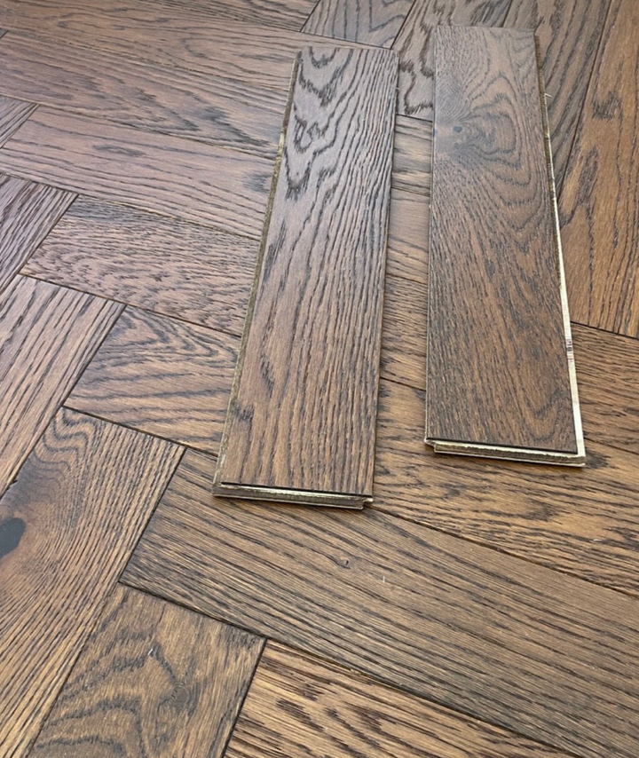 Herringlow Engineered Oak Herringbone - 10x90x450mm