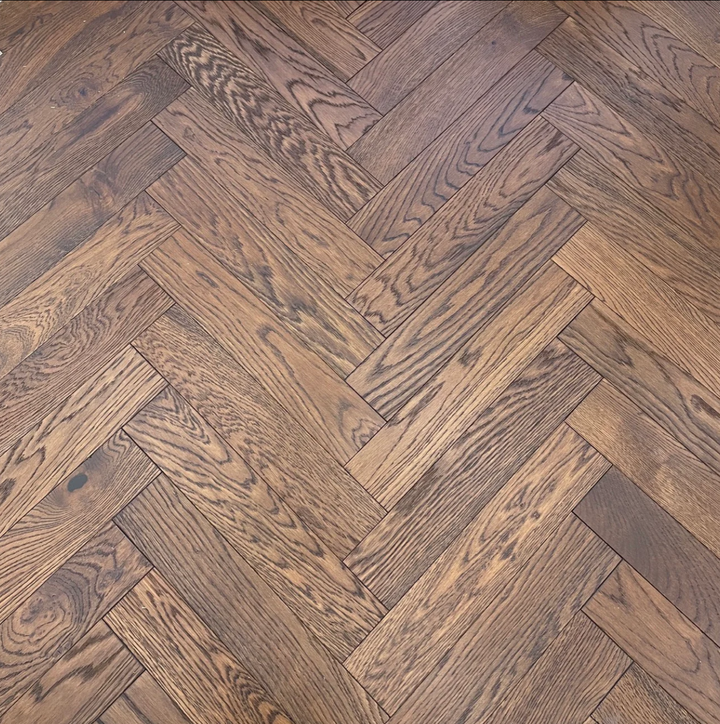Herringlow Engineered Oak Herringbone - 10x90x450mm