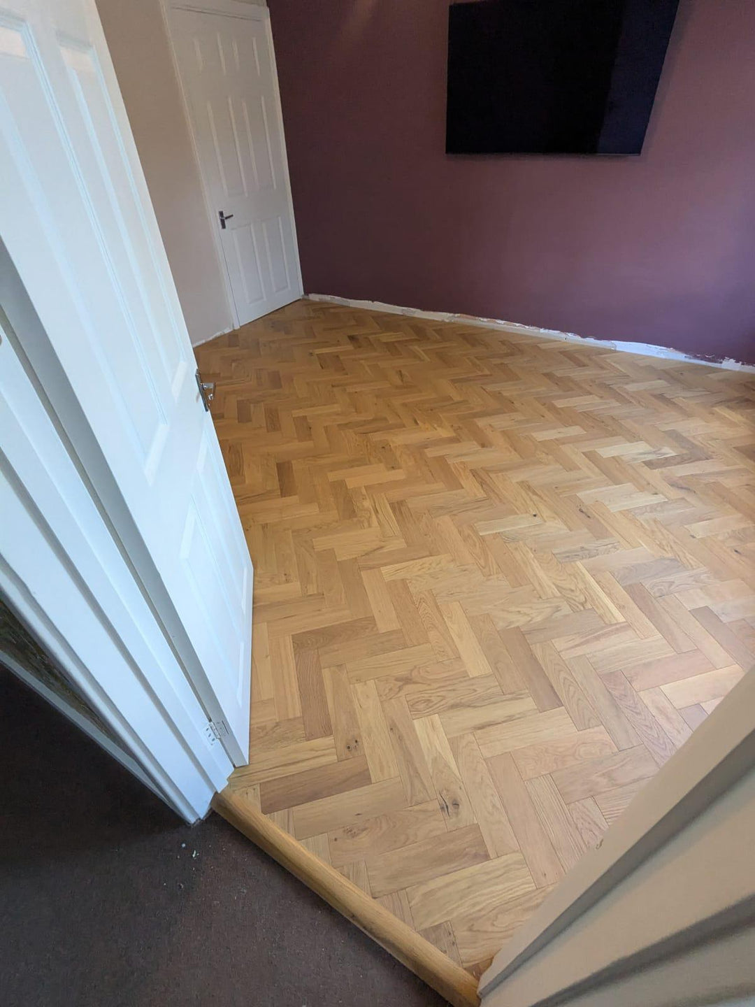 Mayfair Engineered Oak Herringbone - Brushed & Oiled 10x80x300mm