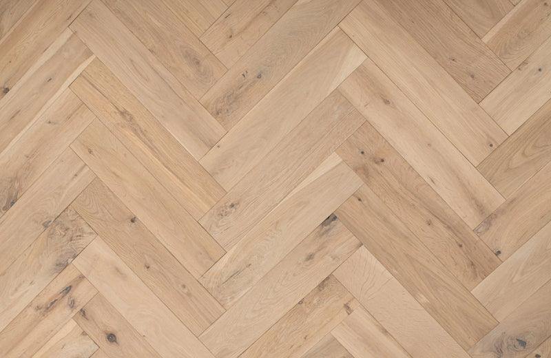 Thistledown Solid Oak Herringbone 18x90x400mm
