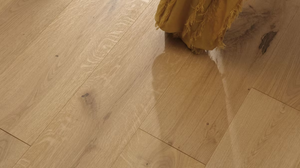 Ashbourne Oak Plank - 14x240x2100mm sample